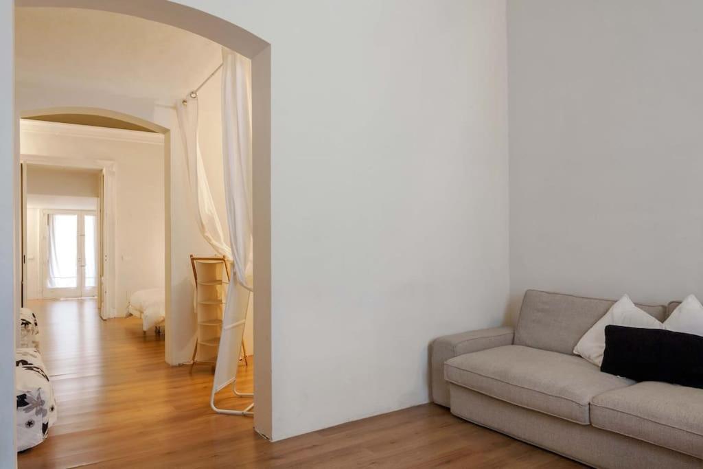 Loft Centro Ingresso Indipendente Giardino Privato Appartamento Aeroporto di Catania Fontana Rossa